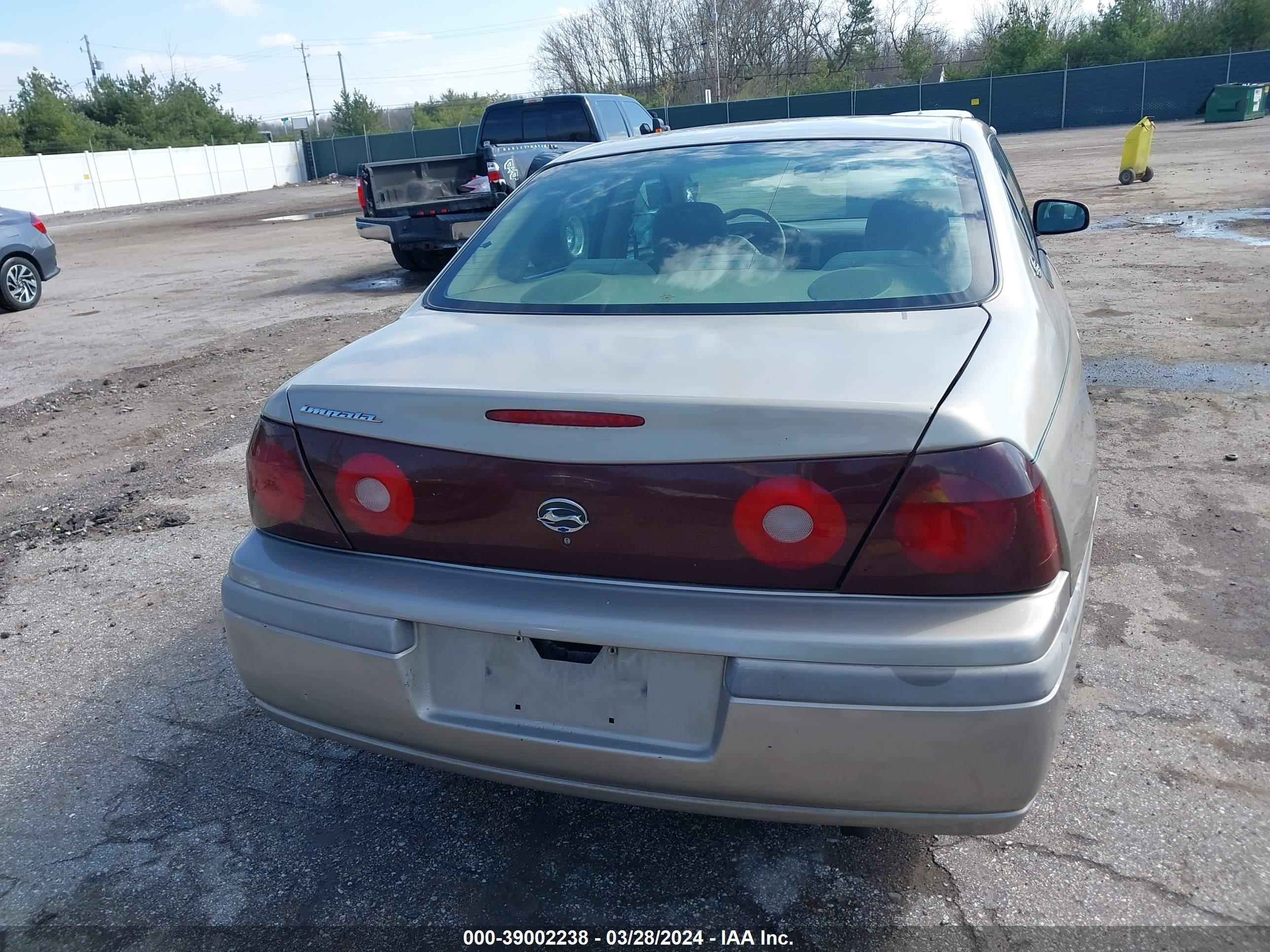 Photo 15 VIN: 2G1WF55E519298099 - CHEVROLET IMPALA 