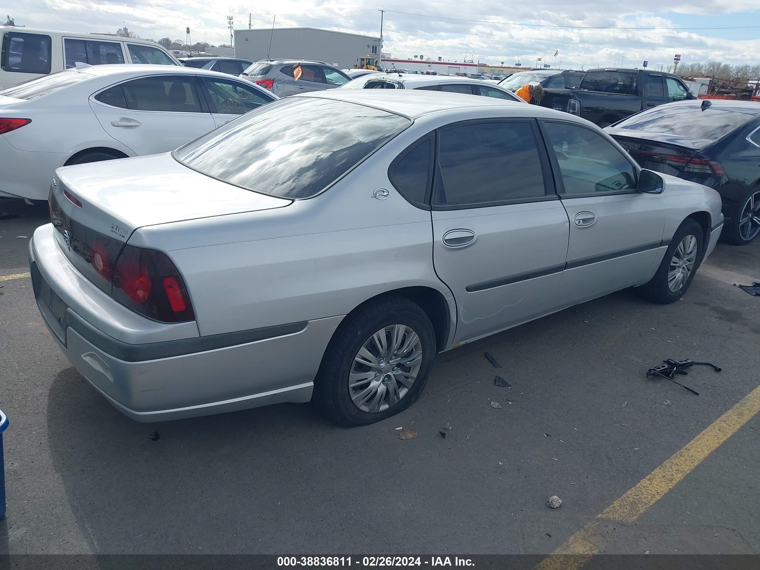 Photo 3 VIN: 2G1WF55E829260741 - CHEVROLET IMPALA 