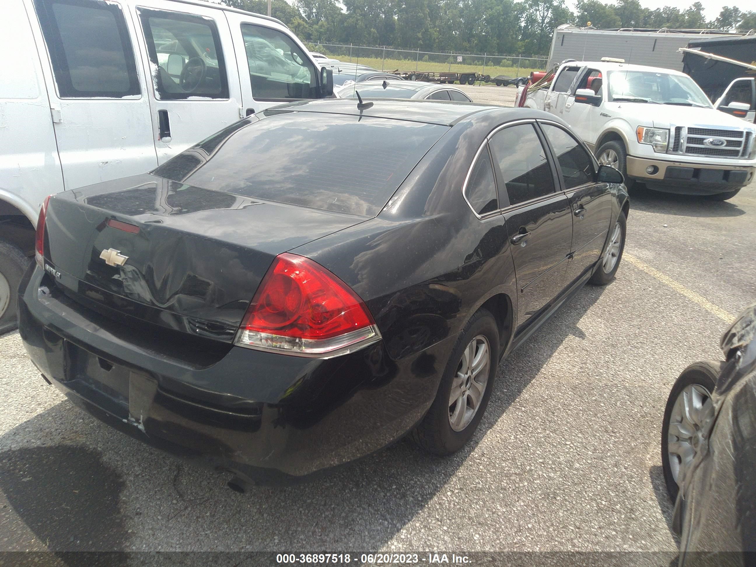 Photo 3 VIN: 2G1WF5E31D1252433 - CHEVROLET IMPALA 