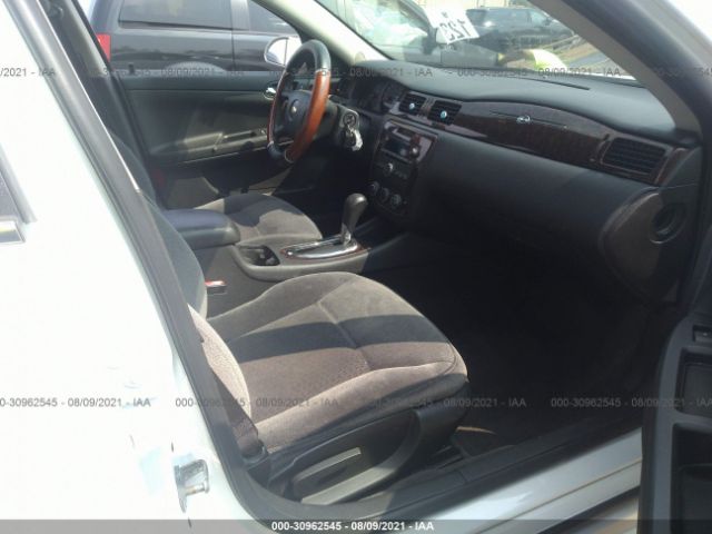 Photo 4 VIN: 2G1WF5E33C1294861 - CHEVROLET IMPALA 