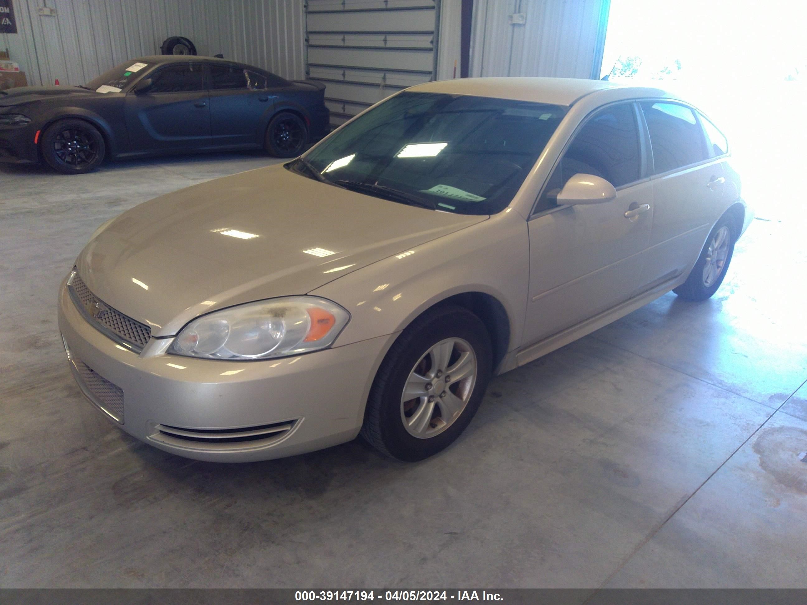 Photo 1 VIN: 2G1WF5E34C1140126 - CHEVROLET IMPALA 