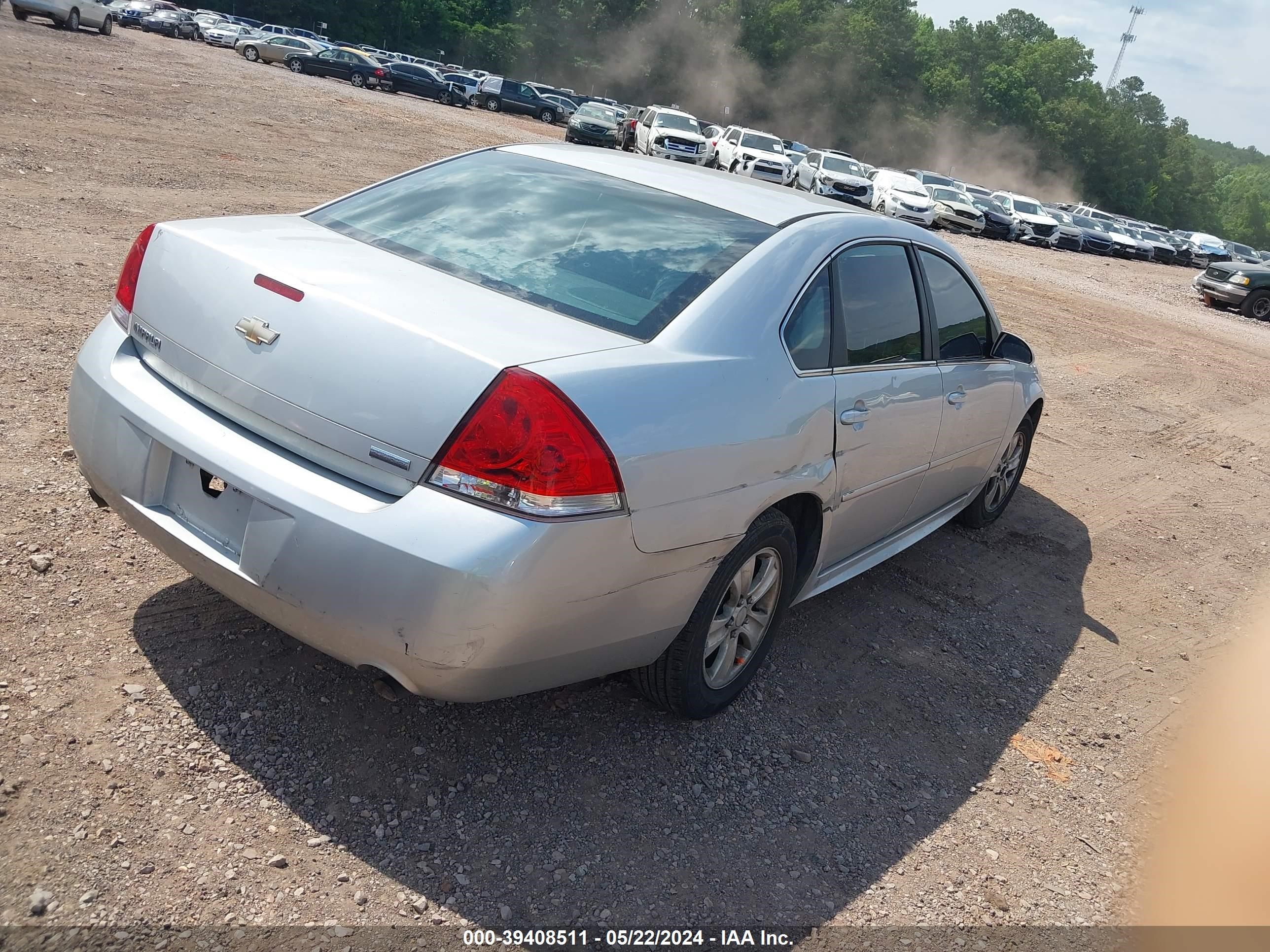 Photo 3 VIN: 2G1WF5E35C1254121 - CHEVROLET IMPALA 