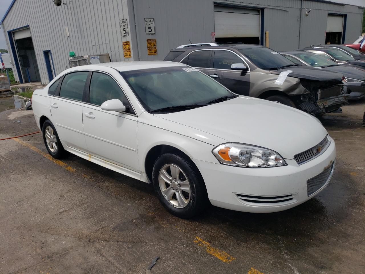 Photo 3 VIN: 2G1WF5E35C1296370 - CHEVROLET IMPALA 