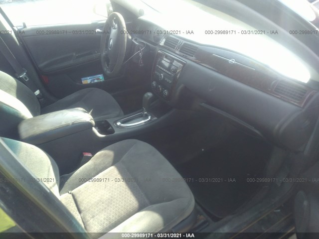 Photo 4 VIN: 2G1WF5E35C1306850 - CHEVROLET IMPALA 