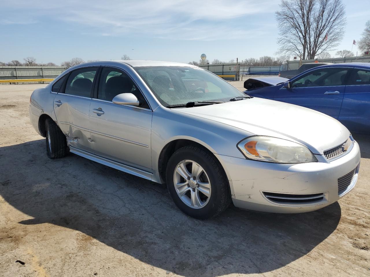 Photo 3 VIN: 2G1WF5E36D1265792 - CHEVROLET IMPALA 