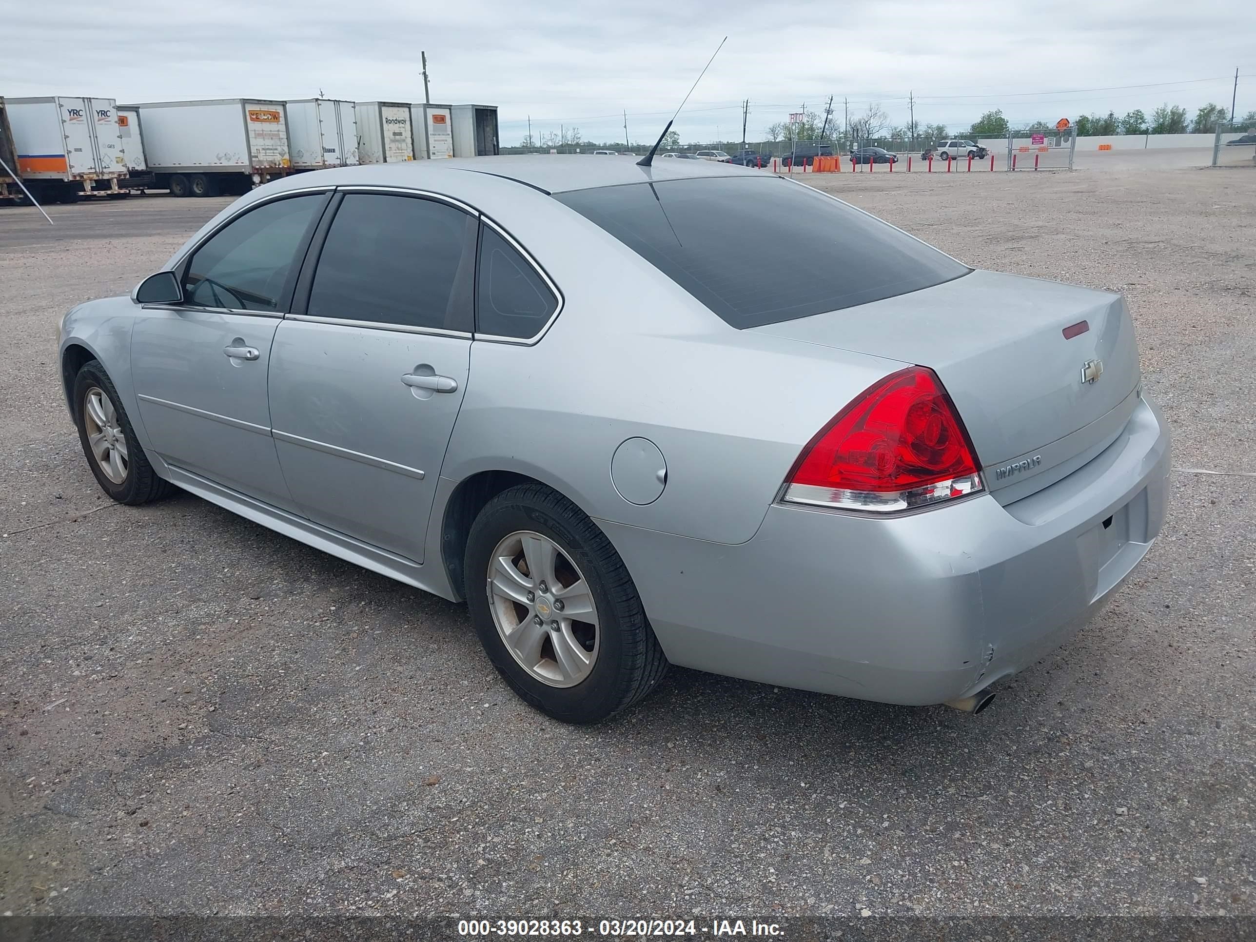 Photo 2 VIN: 2G1WF5E37C1156319 - CHEVROLET IMPALA 