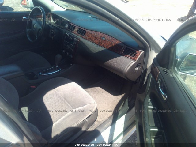 Photo 4 VIN: 2G1WF5E37D1165815 - CHEVROLET IMPALA 