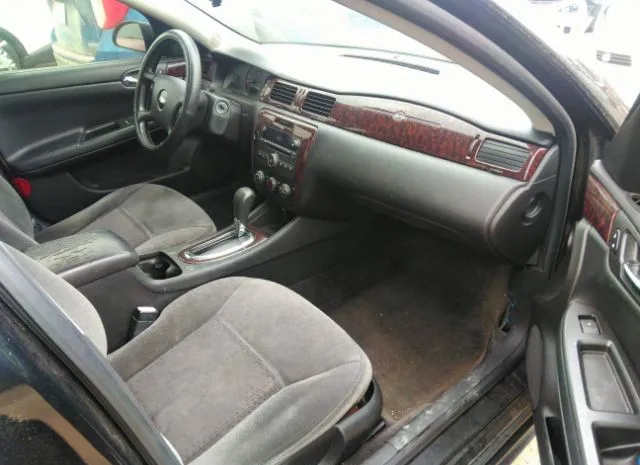 Photo 4 VIN: 2G1WF5E38C1160525 - CHEVROLET IMPALA 