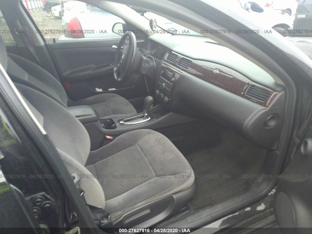 Photo 4 VIN: 2G1WF5E38C1277604 - CHEVROLET IMPALA 