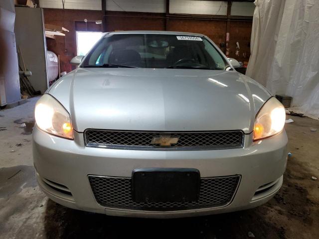 Photo 4 VIN: 2G1WF5E38D1243583 - CHEVROLET IMPALA LS 