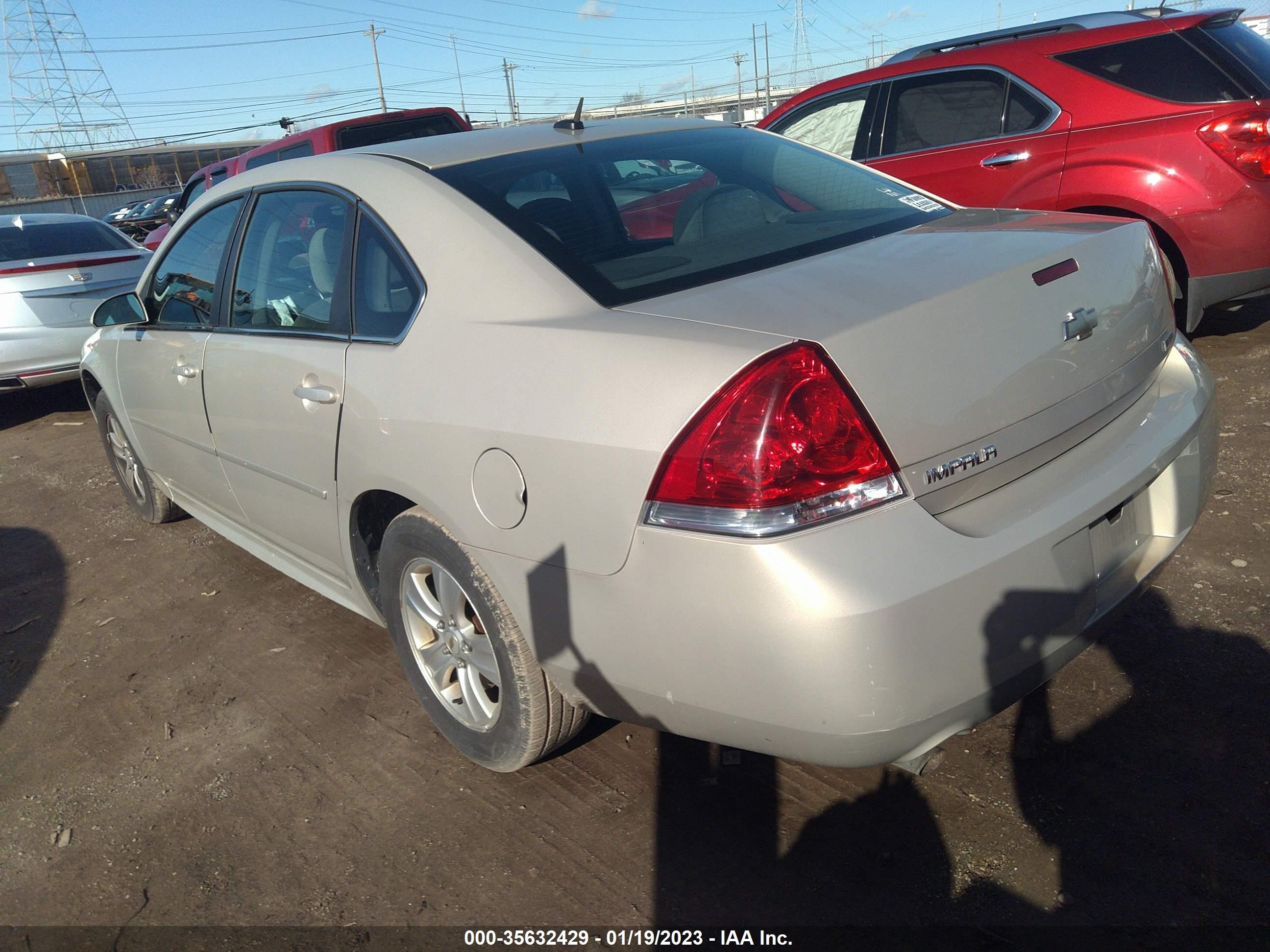 Photo 2 VIN: 2G1WF5E39C1174739 - CHEVROLET IMPALA 