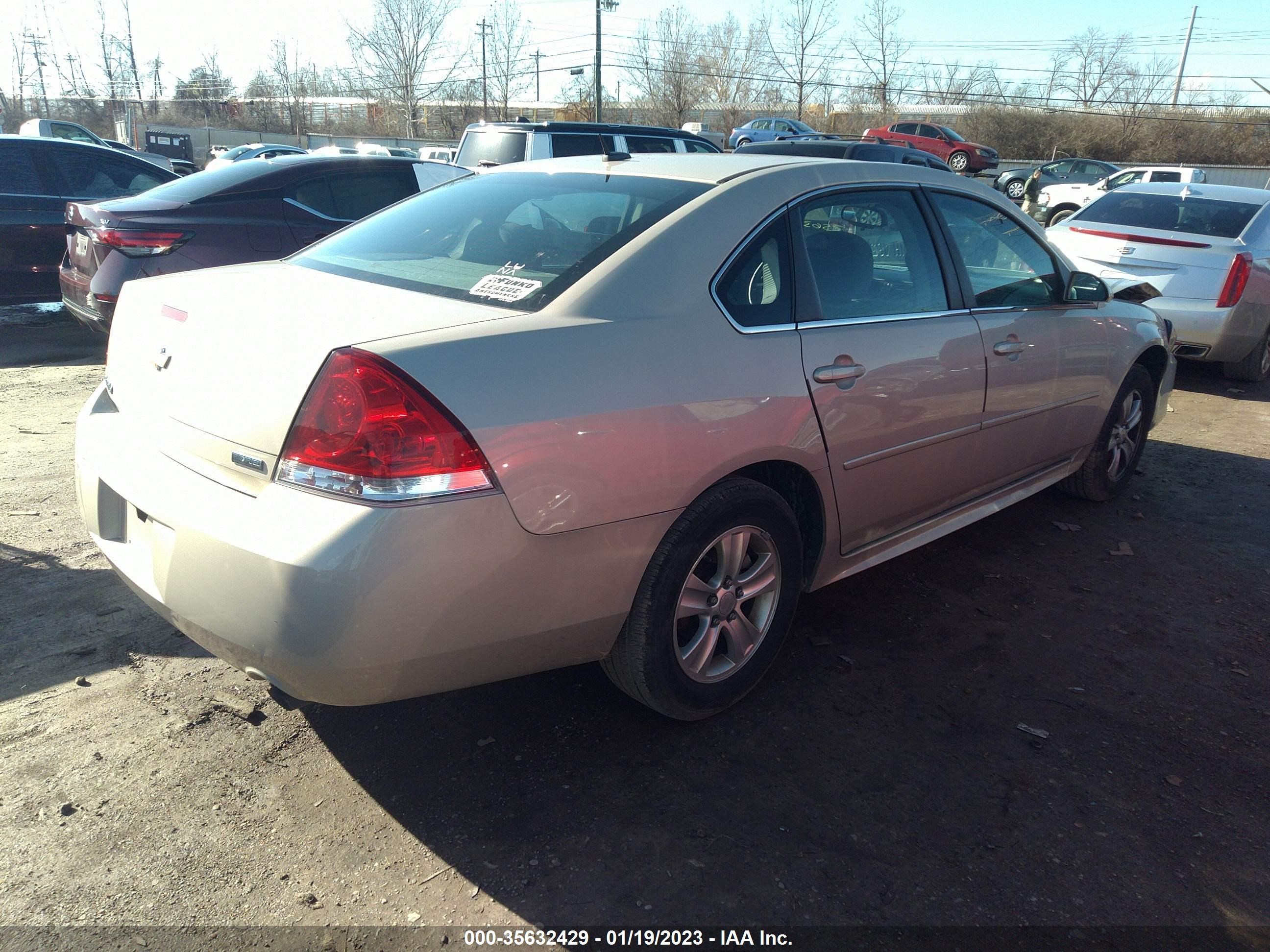 Photo 3 VIN: 2G1WF5E39C1174739 - CHEVROLET IMPALA 