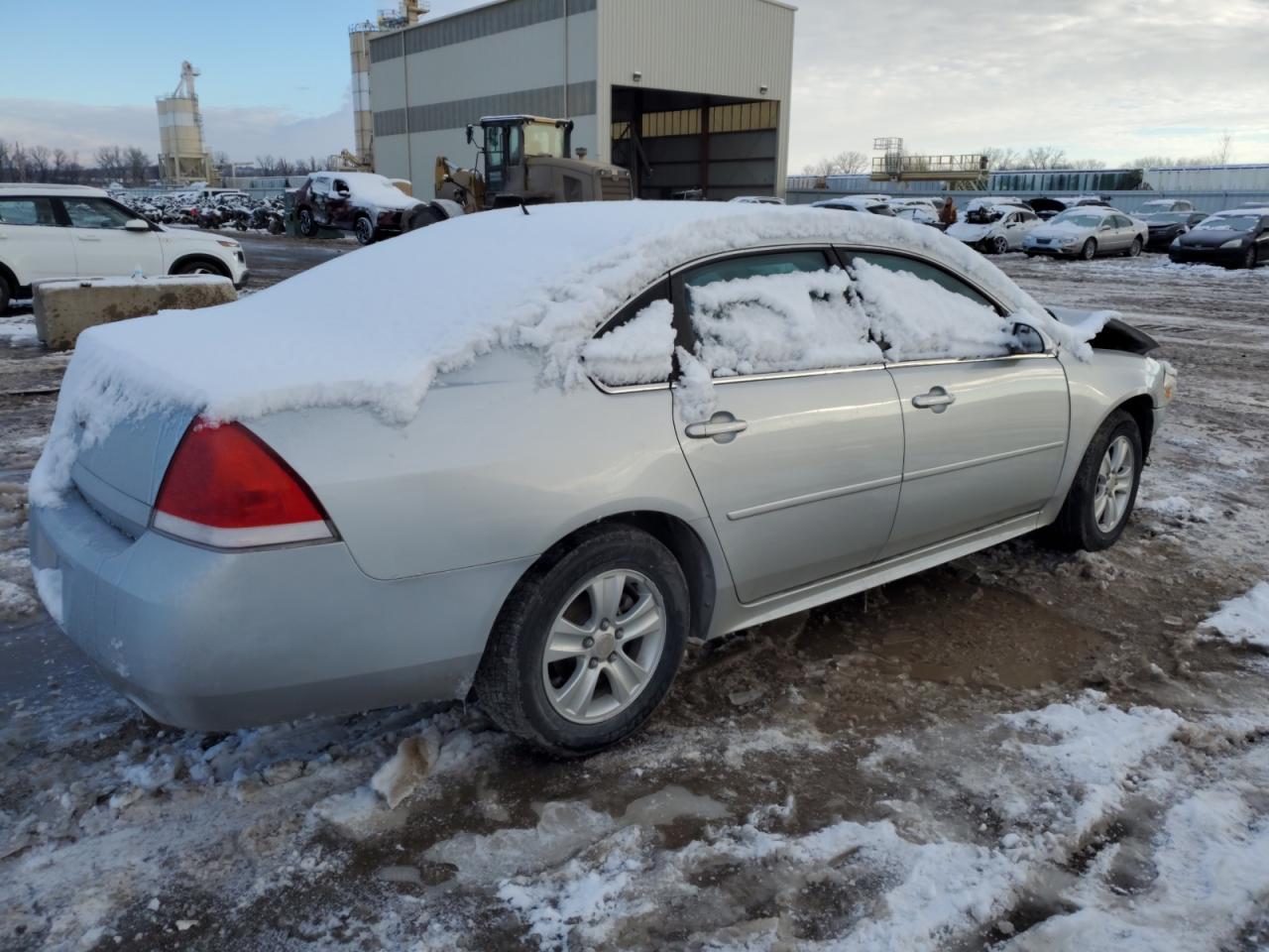 Photo 2 VIN: 2G1WF5E39D1147493 - CHEVROLET IMPALA 