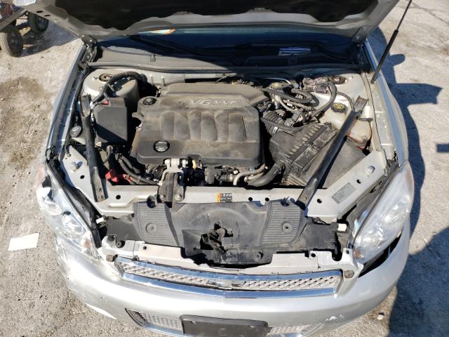 Photo 6 VIN: 2G1WF5E3XD1101140 - CHEVROLET IMPALA LS 