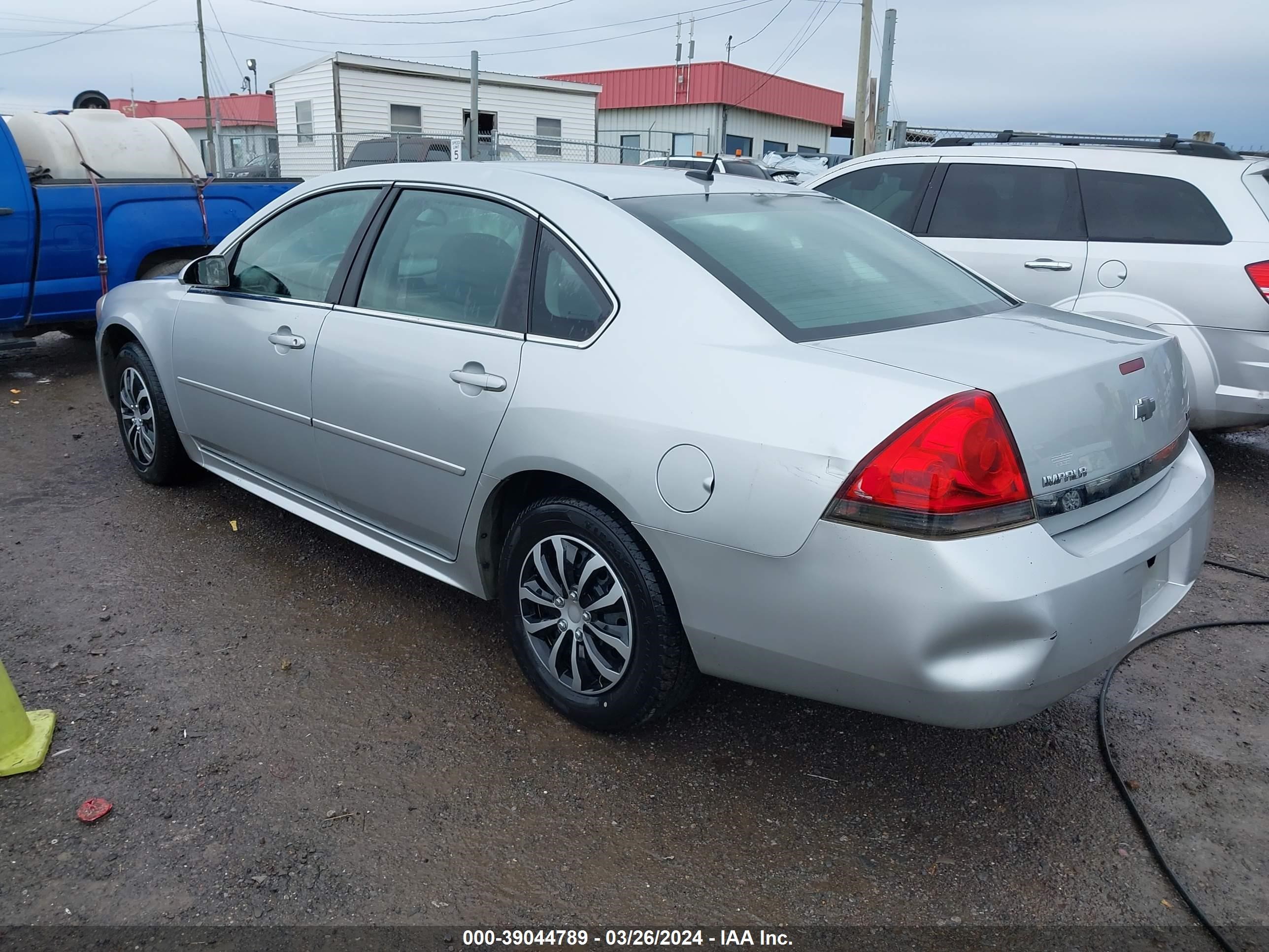 Photo 2 VIN: 2G1WF5EK2B1139790 - CHEVROLET IMPALA 