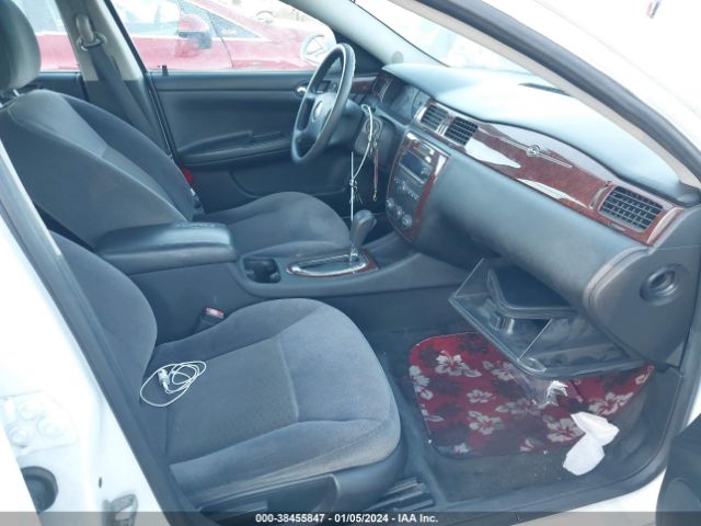 Photo 4 VIN: 2G1WF5EK8B1133816 - CHEVROLET IMPALA 