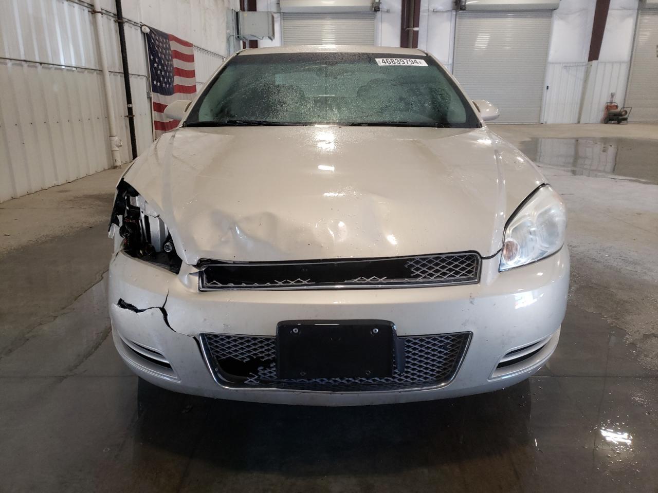 Photo 4 VIN: 2G1WG5E31C1162114 - CHEVROLET IMPALA 