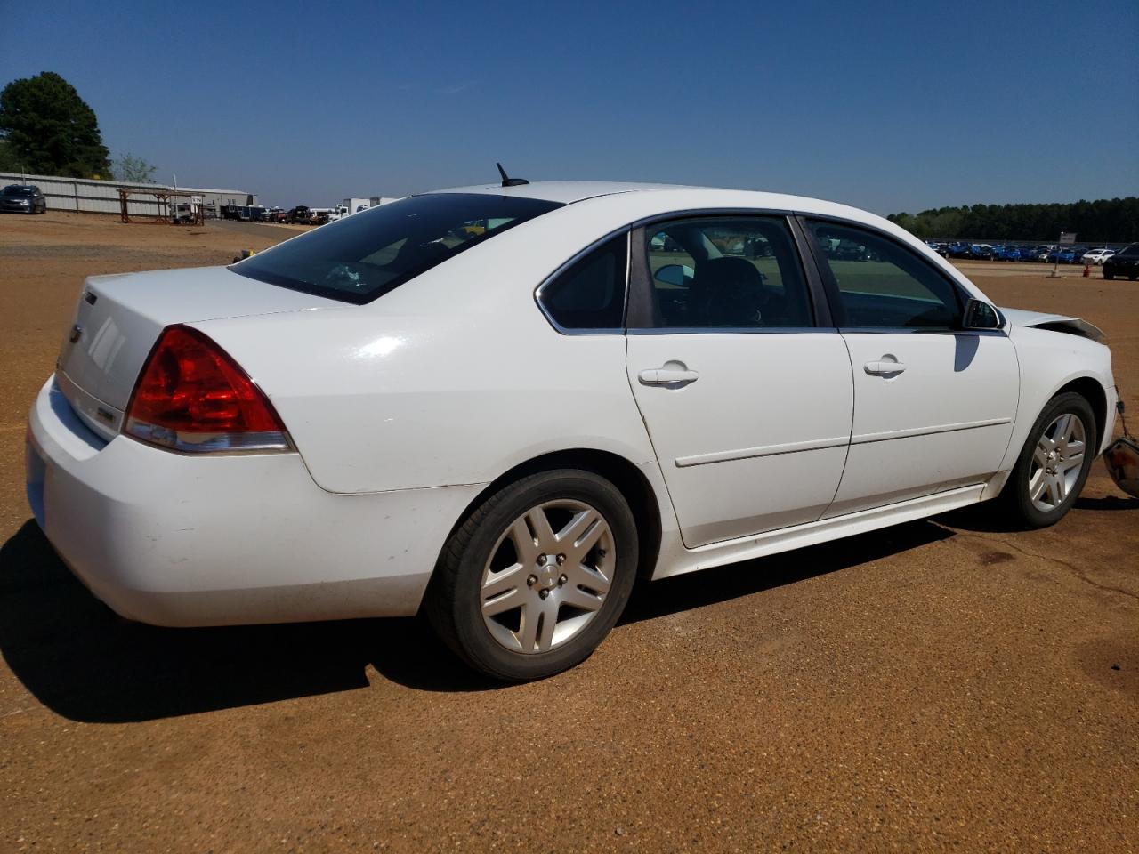 Photo 2 VIN: 2G1WG5E31D1174510 - CHEVROLET IMPALA 