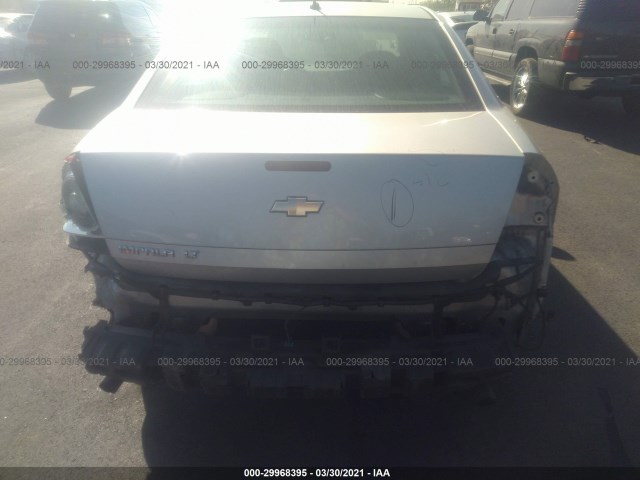 Photo 5 VIN: 2G1WG5E32C1258527 - CHEVROLET IMPALA 