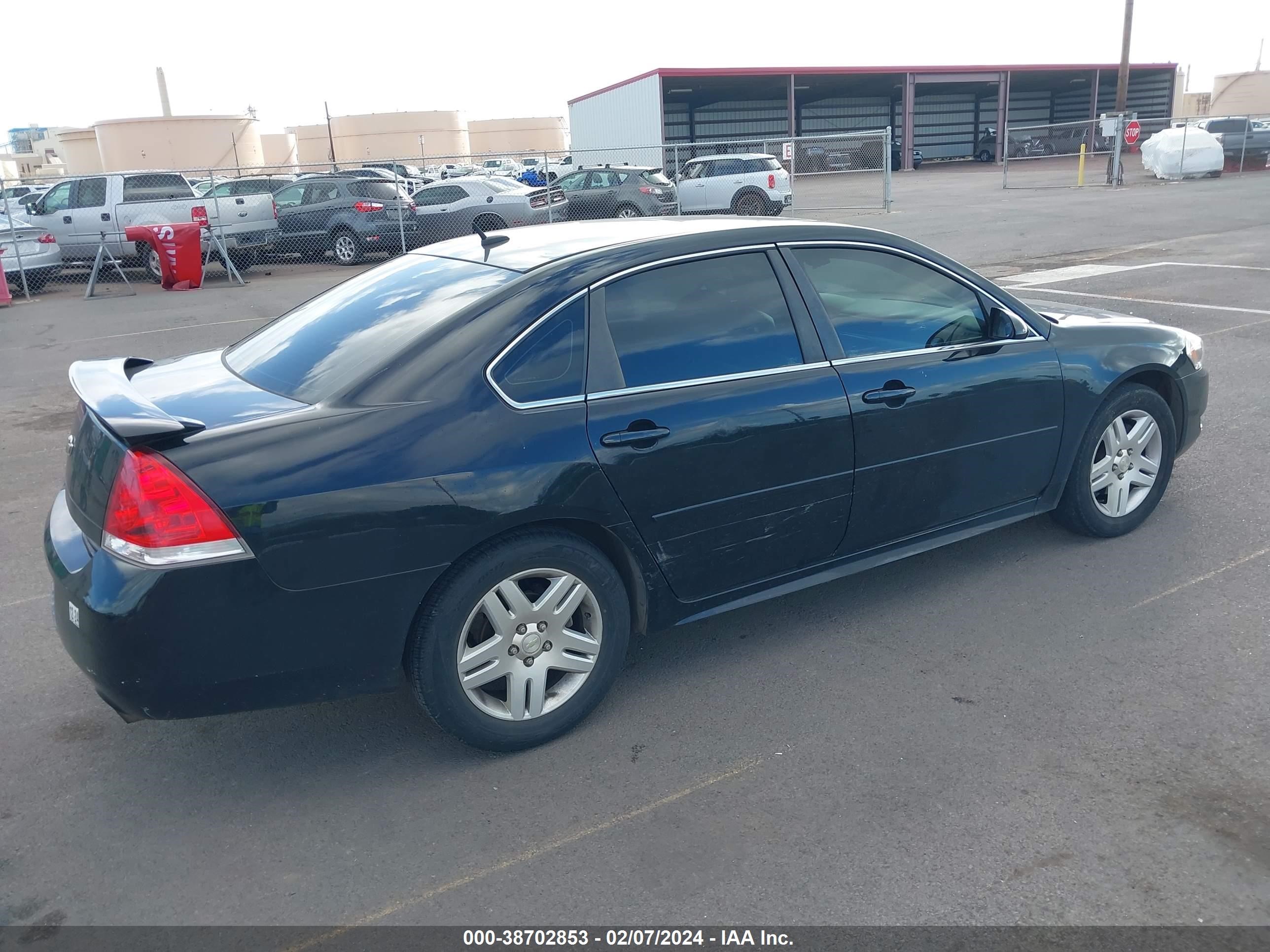 Photo 3 VIN: 2G1WG5E33C1303555 - CHEVROLET IMPALA 