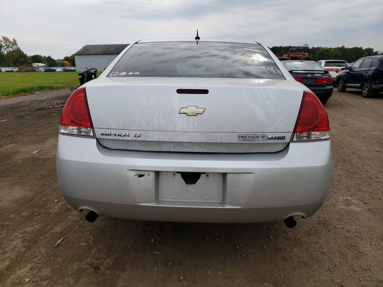 Photo 5 VIN: 2G1WG5E33D1107391 - CHEVROLET IMPALA 