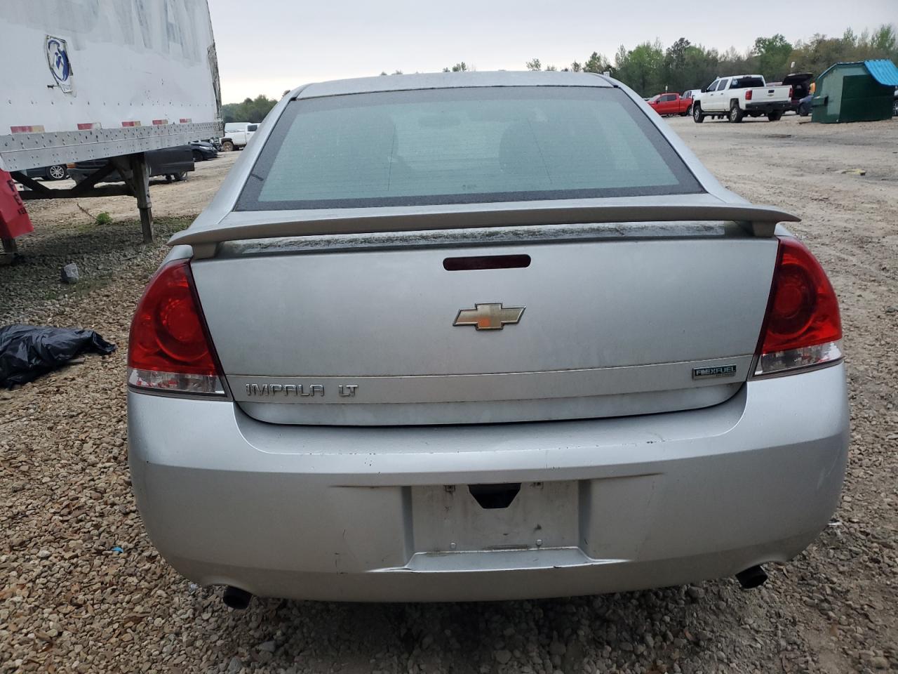 Photo 5 VIN: 2G1WG5E34C1194491 - CHEVROLET IMPALA 