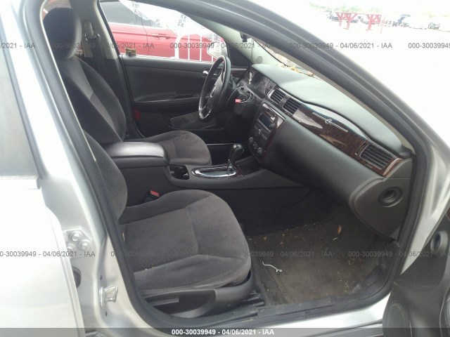 Photo 4 VIN: 2G1WG5E35D1186563 - CHEVROLET IMPALA 