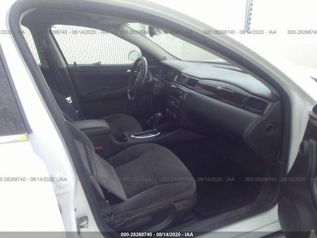 Photo 4 VIN: 2G1WG5E35D1244302 - CHEVROLET IMPALA 