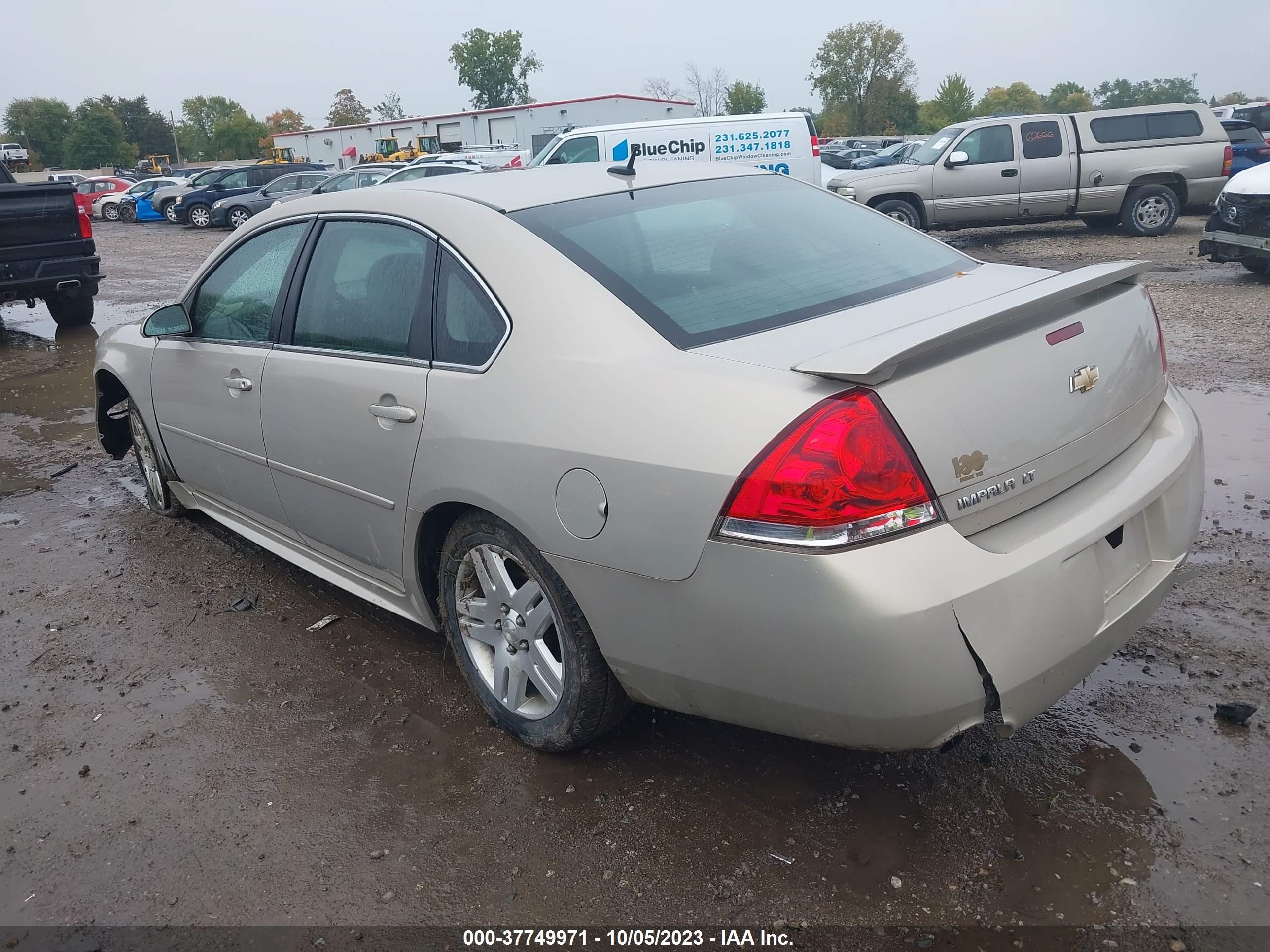 Photo 2 VIN: 2G1WG5E37C1194646 - CHEVROLET IMPALA 