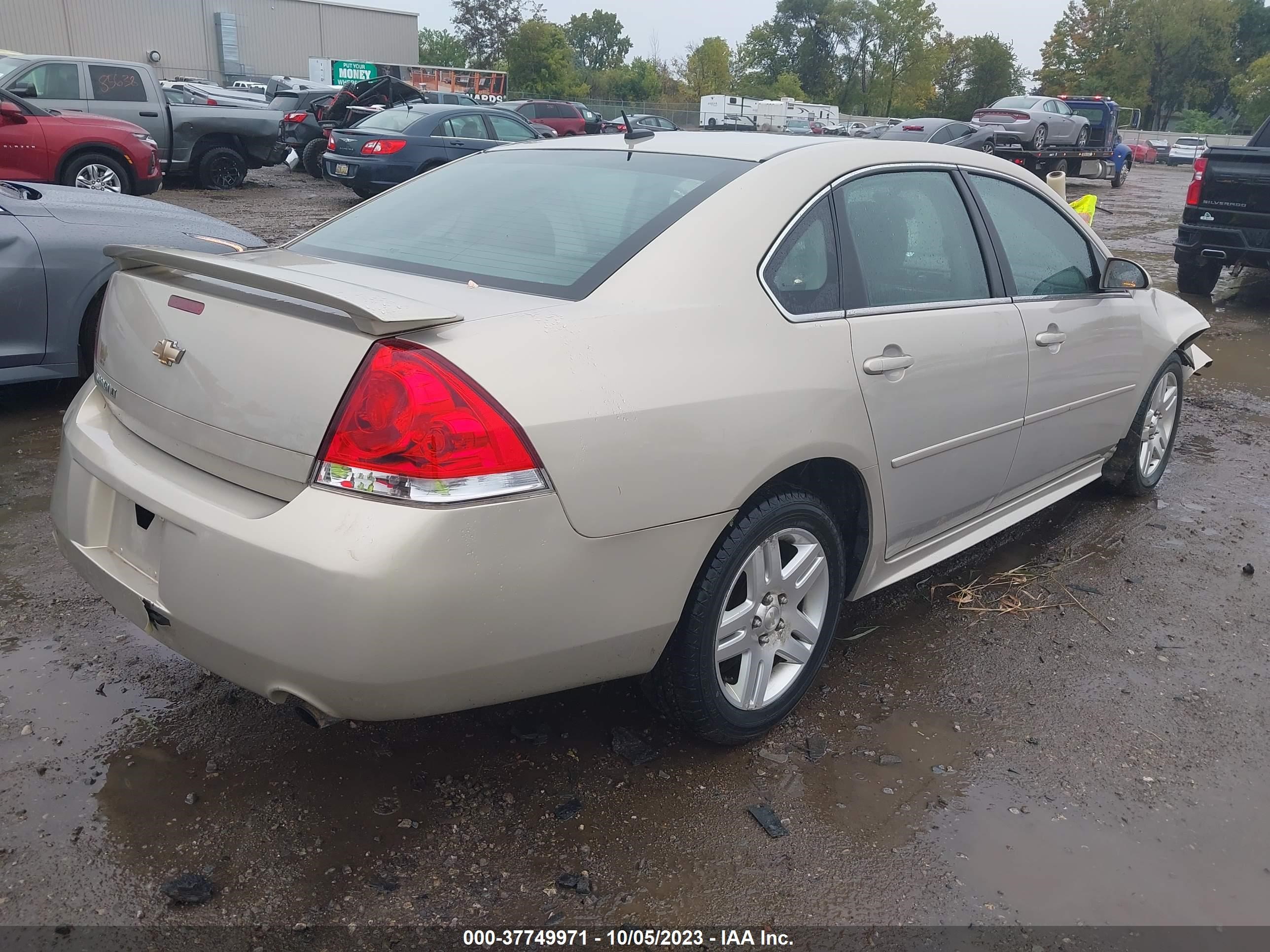 Photo 3 VIN: 2G1WG5E37C1194646 - CHEVROLET IMPALA 