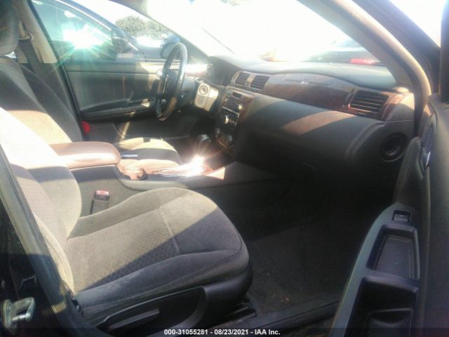 Photo 4 VIN: 2G1WG5E37C1330399 - CHEVROLET IMPALA 