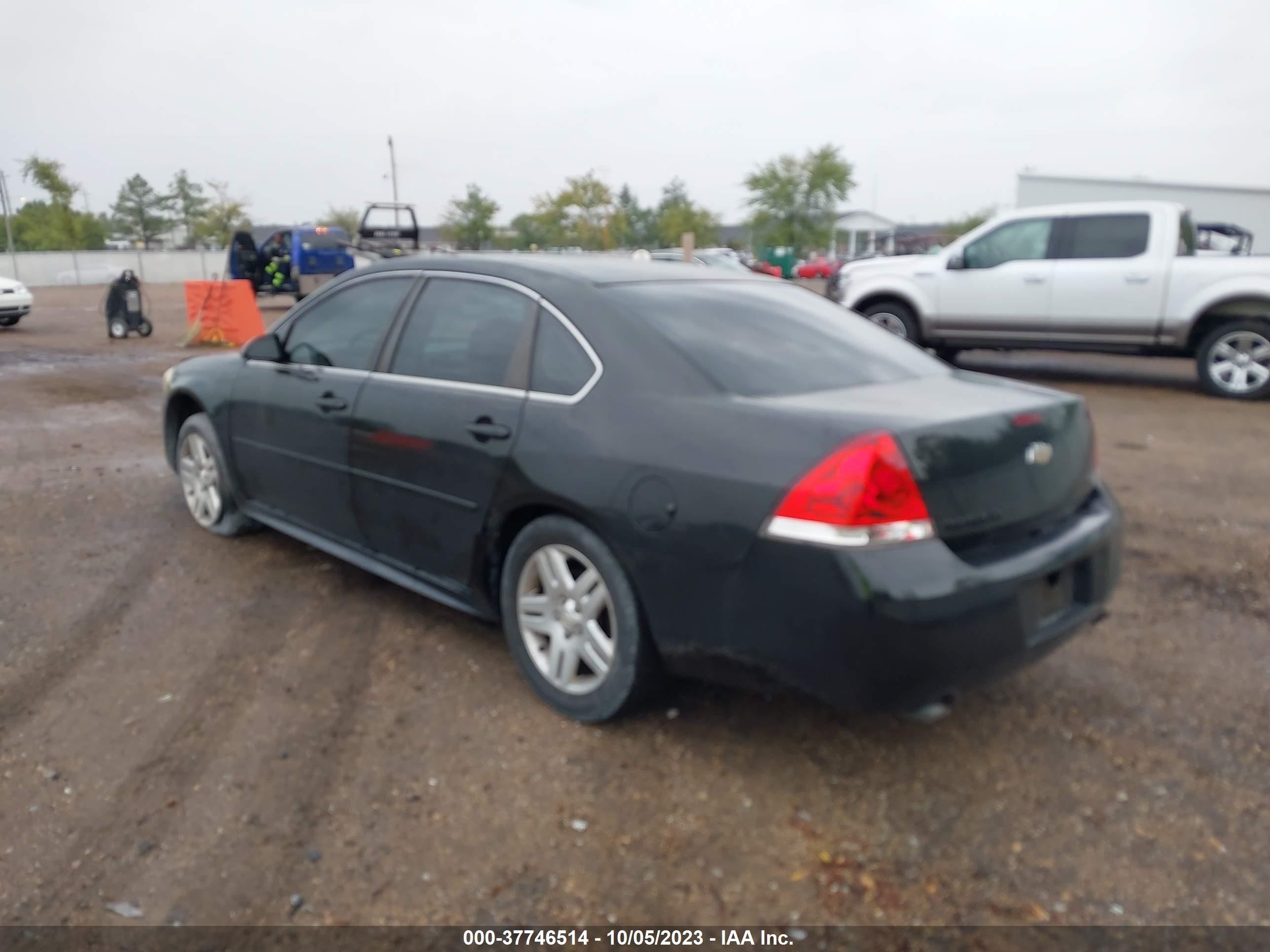 Photo 2 VIN: 2G1WG5E38C1110236 - CHEVROLET IMPALA 