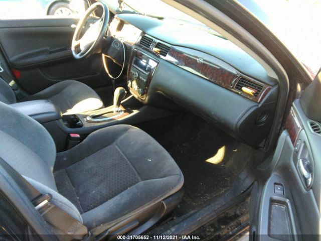 Photo 4 VIN: 2G1WG5E38C1215696 - CHEVROLET IMPALA 