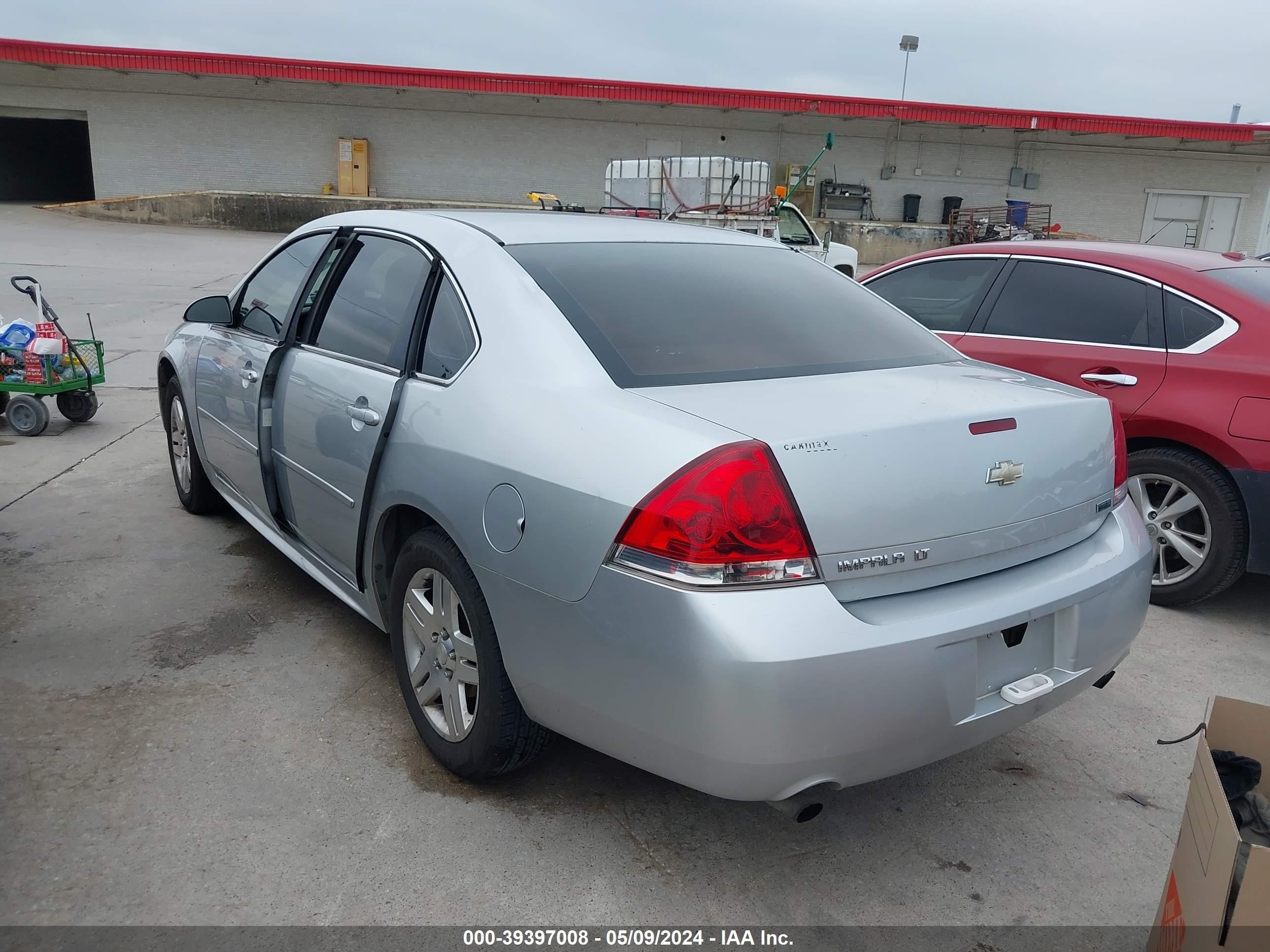 Photo 2 VIN: 2G1WG5E38C1321405 - CHEVROLET IMPALA 