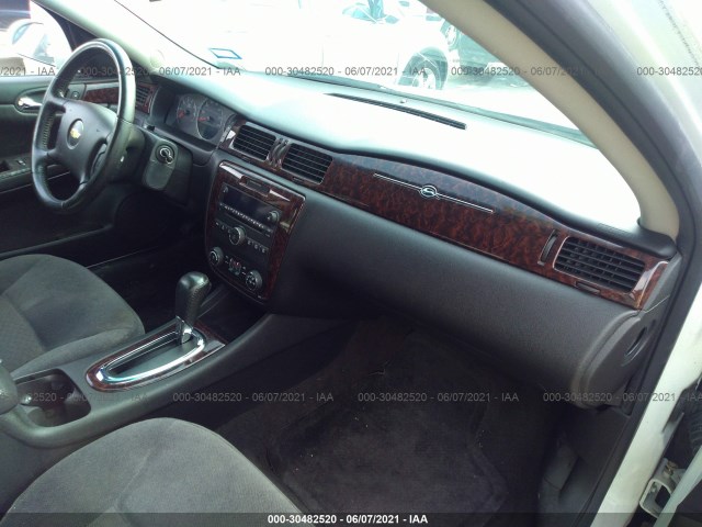 Photo 4 VIN: 2G1WG5E38D1218874 - CHEVROLET IMPALA 