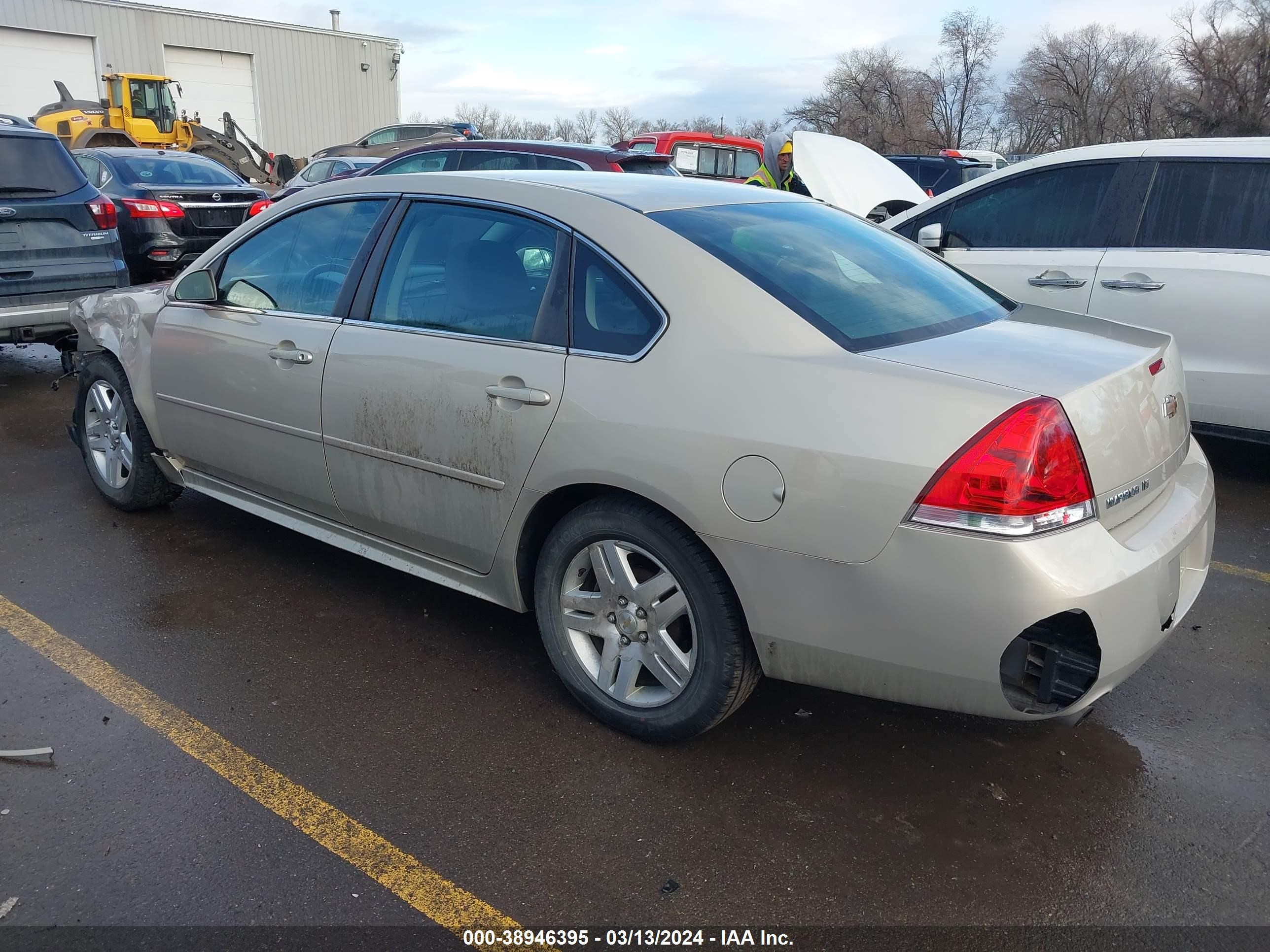 Photo 2 VIN: 2G1WG5E3XC1308168 - CHEVROLET IMPALA 