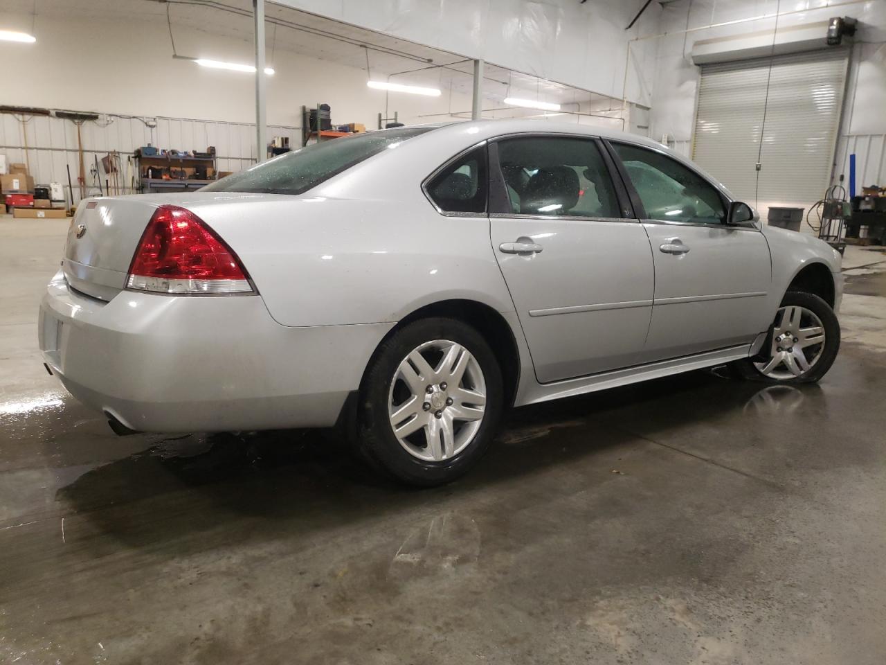 Photo 2 VIN: 2G1WG5E3XD1266716 - CHEVROLET IMPALA 