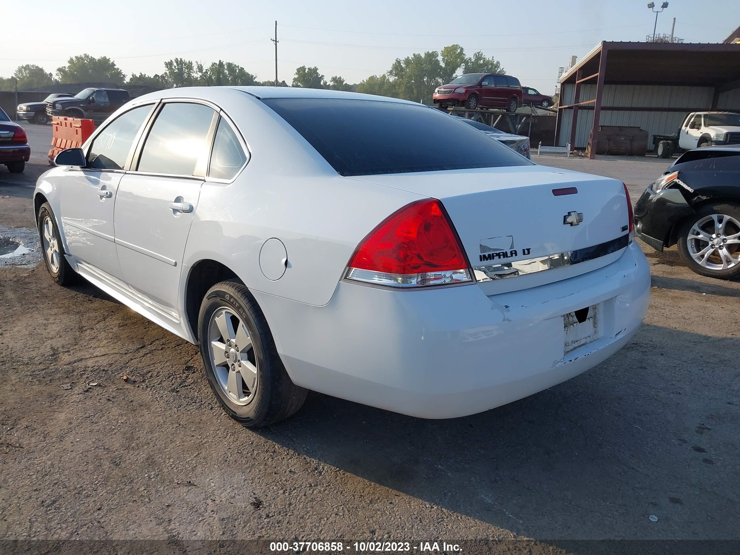 Photo 2 VIN: 2G1WG5EK0B1219313 - CHEVROLET IMPALA 