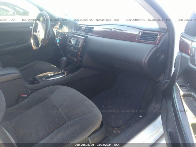 Photo 4 VIN: 2G1WG5EK2B1304363 - CHEVROLET IMPALA 