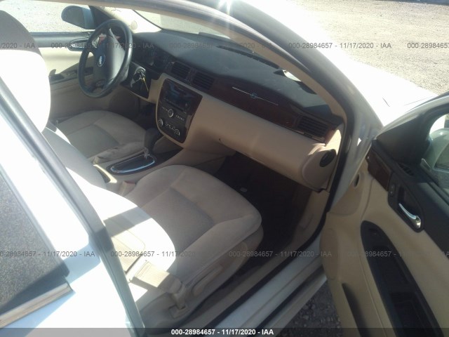 Photo 4 VIN: 2G1WG5EK6B1280553 - CHEVROLET IMPALA 