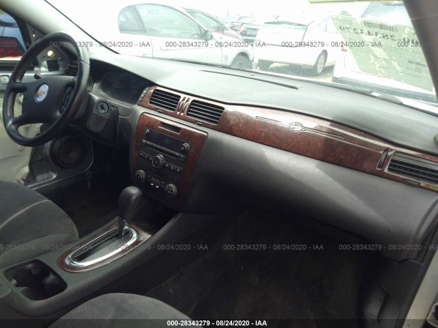 Photo 4 VIN: 2G1WG5EK7B1118303 - CHEVROLET IMPALA 