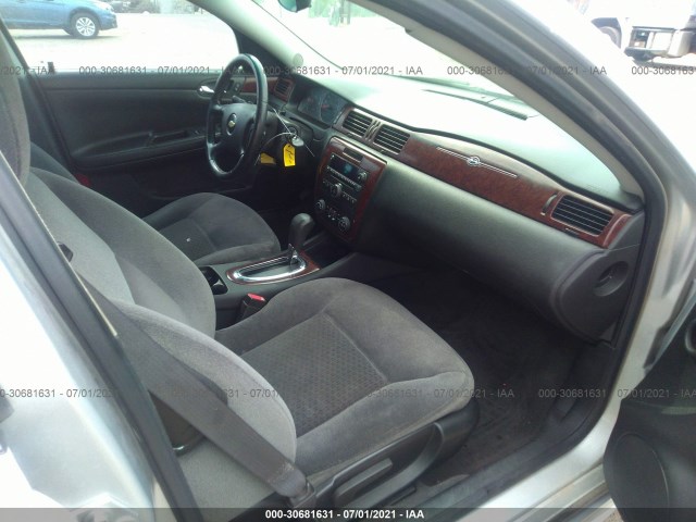 Photo 4 VIN: 2G1WG5EK7B1121525 - CHEVROLET IMPALA 