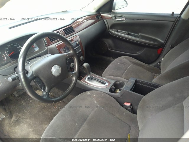 Photo 4 VIN: 2G1WG5EK7B1169929 - CHEVROLET IMPALA 