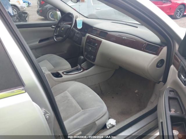 Photo 4 VIN: 2G1WG5EK7B1281064 - CHEVROLET IMPALA 