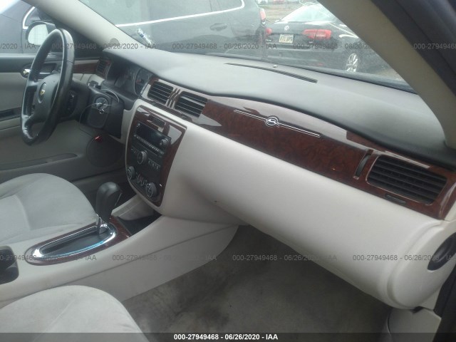 Photo 4 VIN: 2G1WG5EK7B1295398 - CHEVROLET IMPALA 