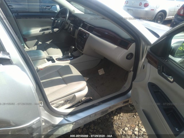 Photo 4 VIN: 2G1WG5EK8B1202128 - CHEVROLET IMPALA 