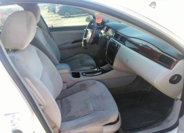 Photo 4 VIN: 2G1WG5EK9B1168412 - CHEVROLET IMPALA 