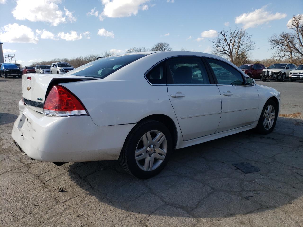 Photo 2 VIN: 2G1WG5EKXB1103634 - CHEVROLET IMPALA 