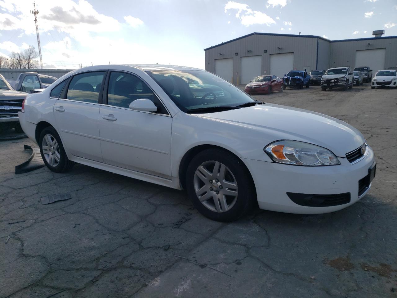 Photo 3 VIN: 2G1WG5EKXB1103634 - CHEVROLET IMPALA 