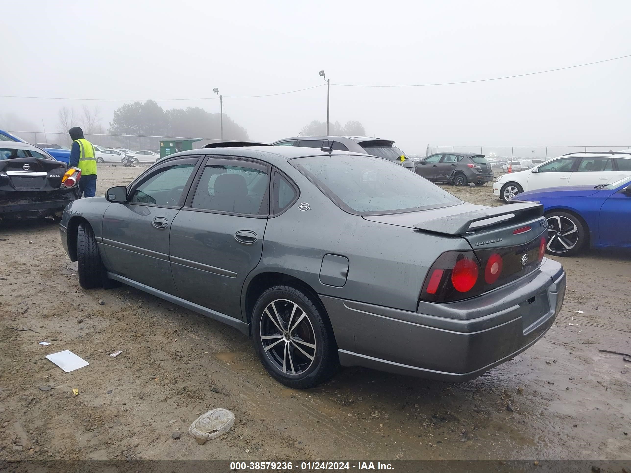 Photo 2 VIN: 2G1WH52K259315421 - CHEVROLET IMPALA 